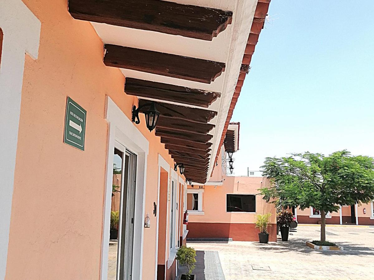Hotel Aquiles Guadalajara Exteriör bild