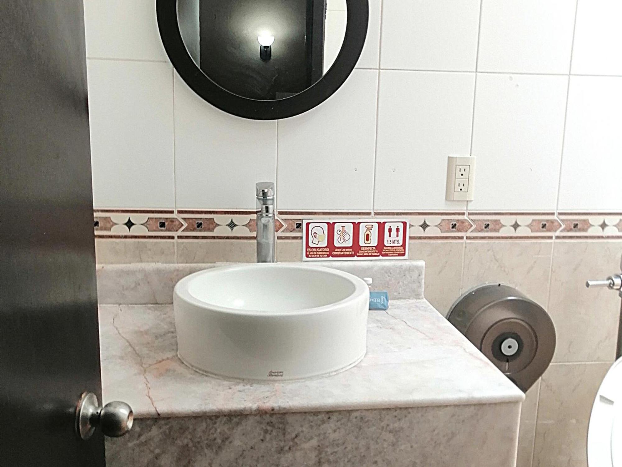 Hotel Aquiles Guadalajara Rum bild