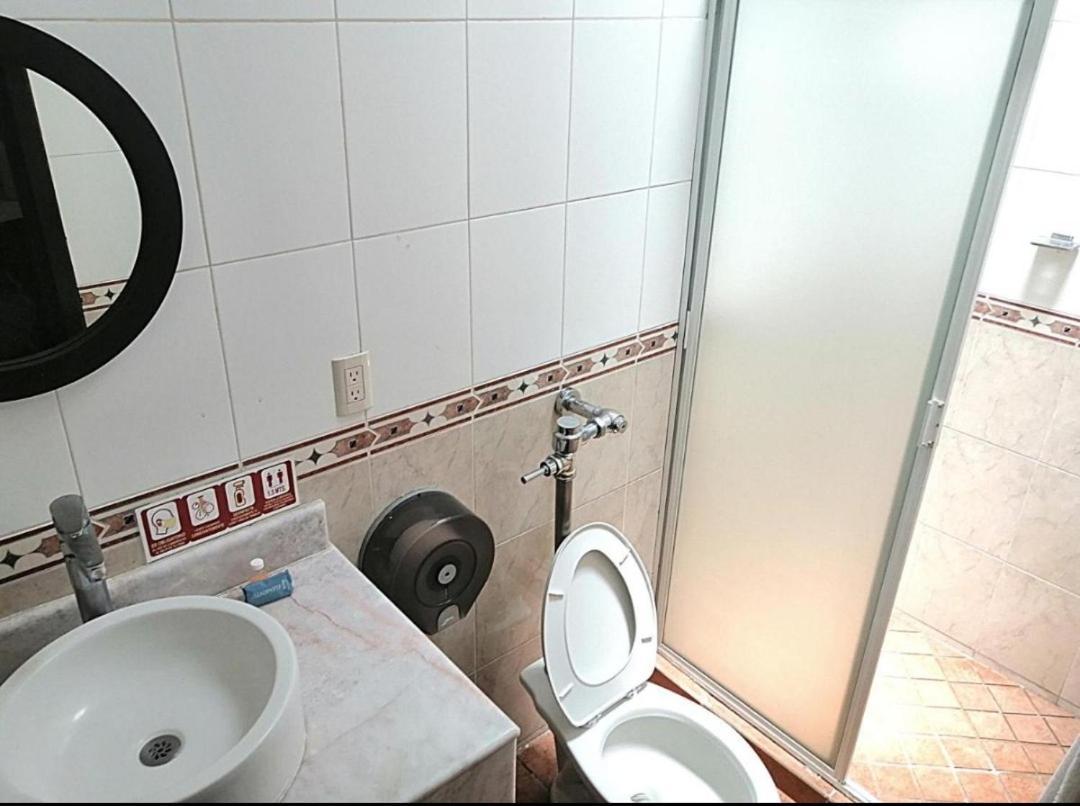 Hotel Aquiles Guadalajara Rum bild